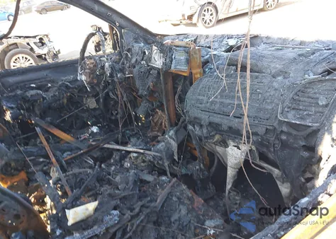 2013 Chrysler Town & Country Limited from USA, damaged, VIN 2C4RC1GG4DR539093